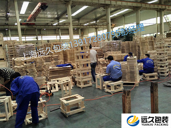 PA电子包装木箱厂全体员工战高温夺高产